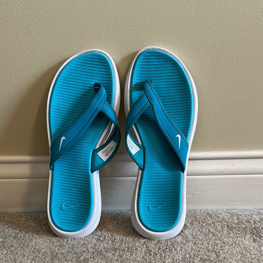 Nike Blue Flip Flops
